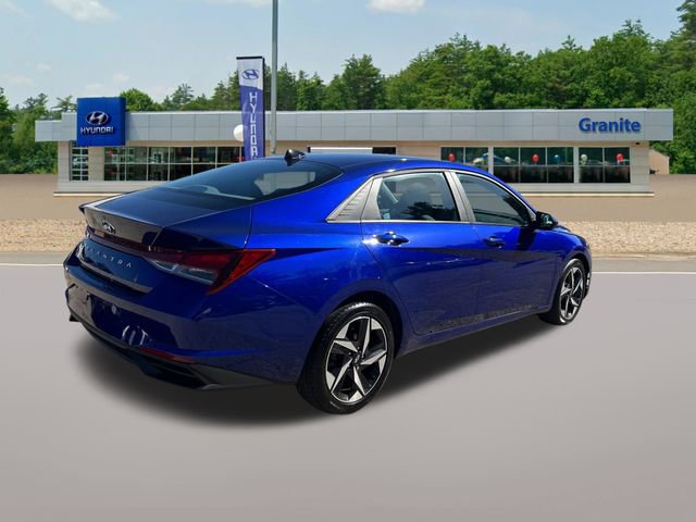 Used 2023 Hyundai Elantra SEL w/ Convenience Package FWD image 6