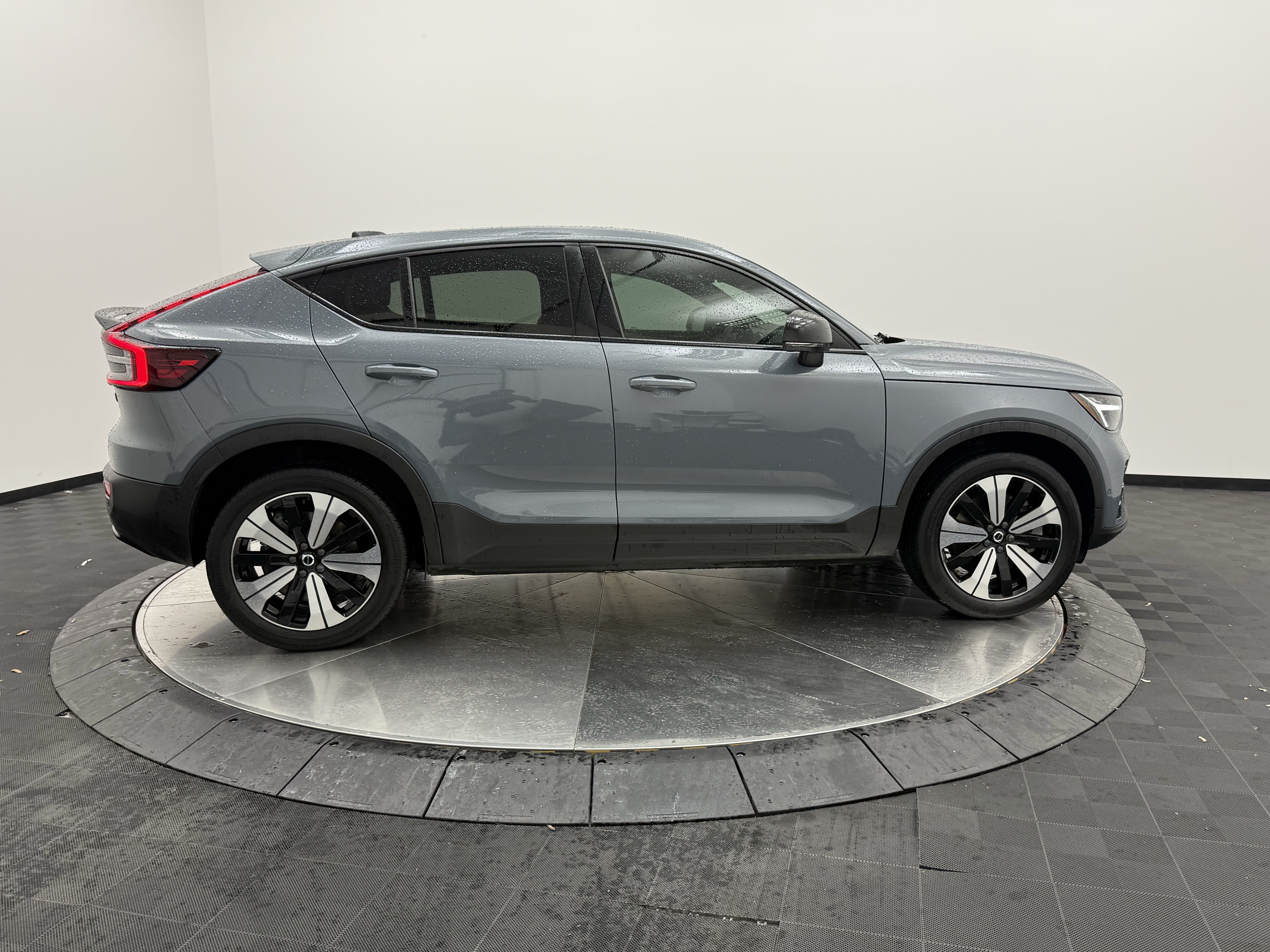 Certified 2023 Volvo C40 P8 Recharge Plus w/ Protection Package Premier AWD/4WD image 7