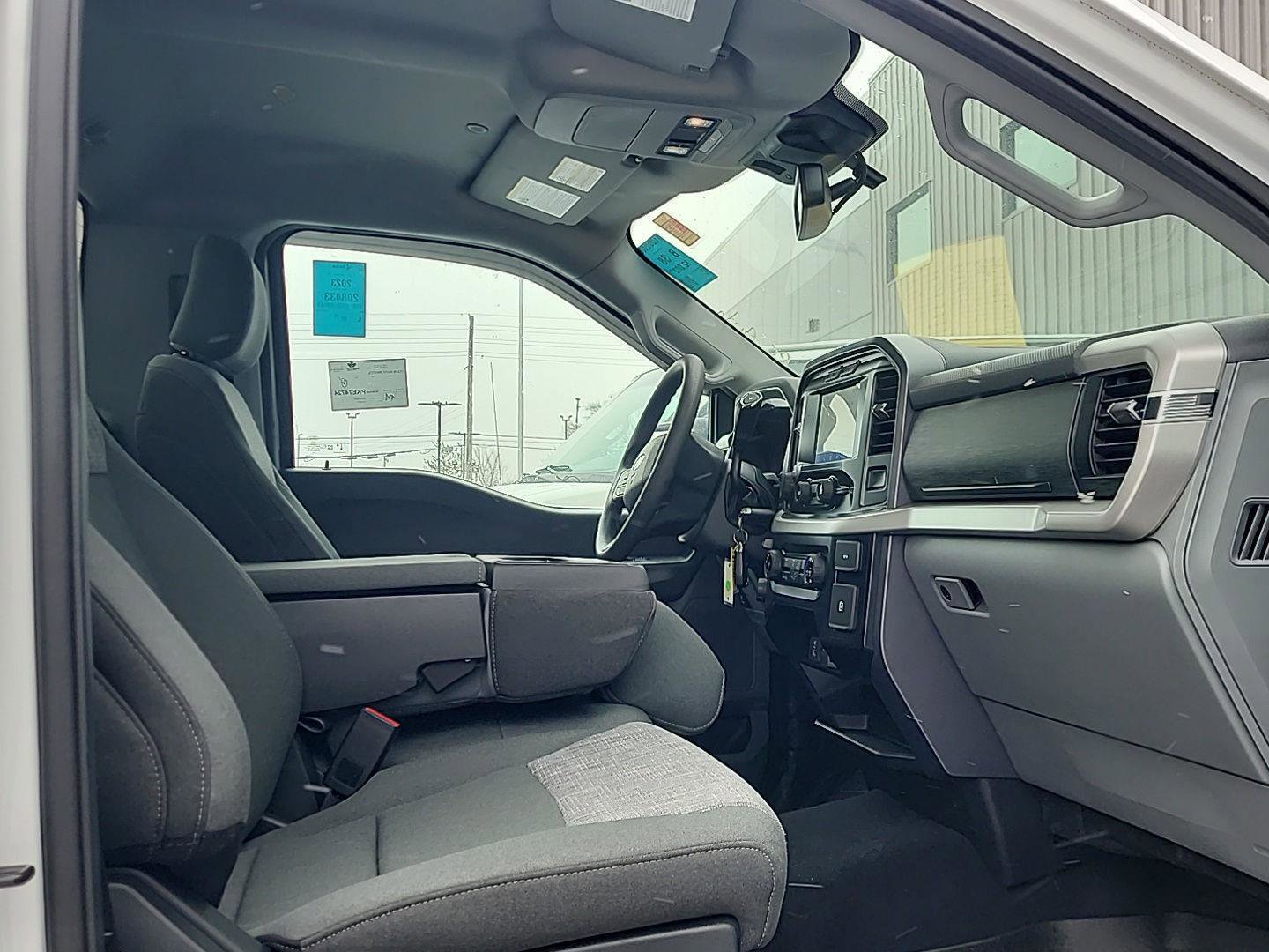 Used 2023 Ford F150 XLT w/ Trailer Tow Package image 10