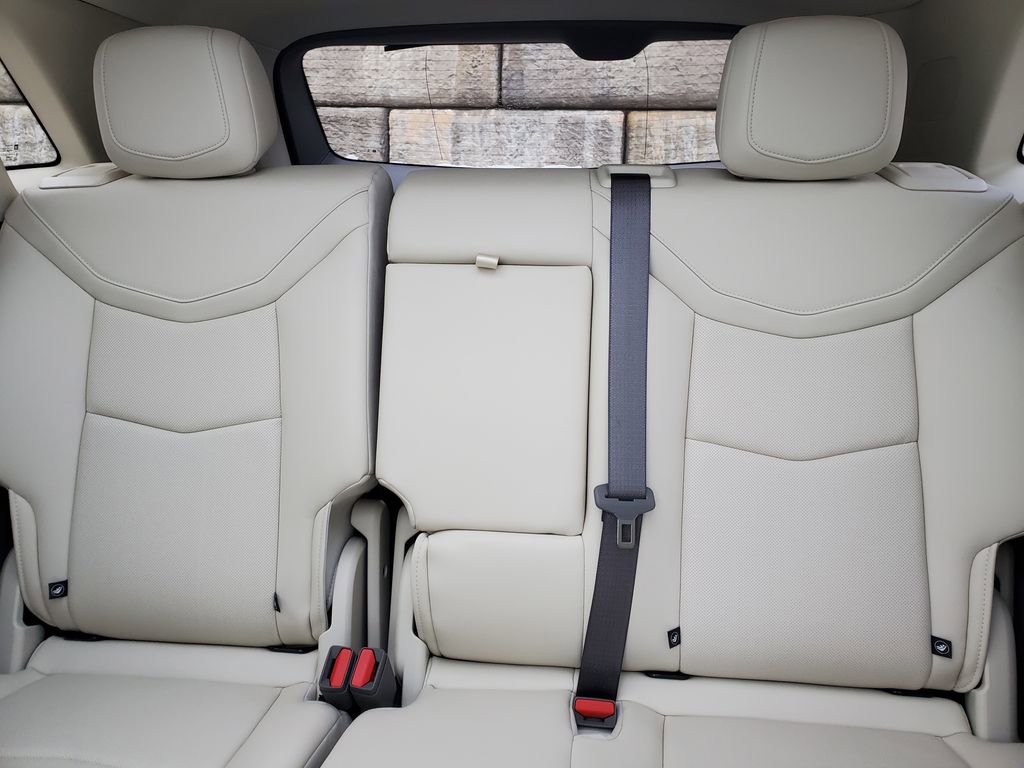 Certified 2023 Cadillac XT5 Premium Luxury w/ LPO, Floor Liner Package image 39