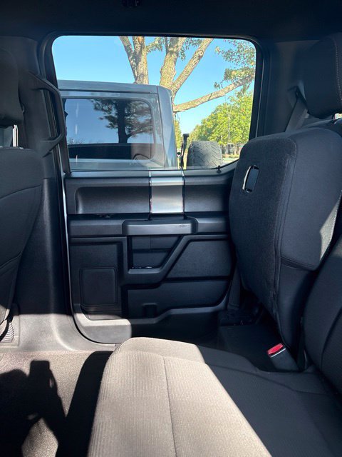 Used 2017 Ford F150 XLT w/ Equipment Group 302A Luxury AWD/4WD image 31