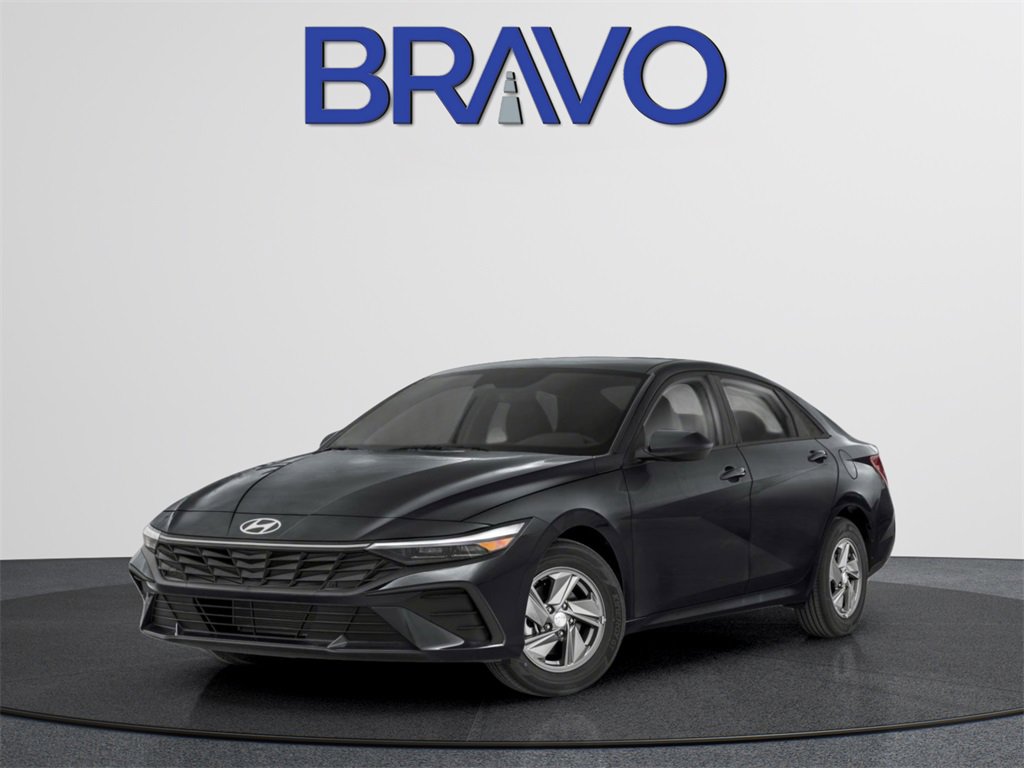 Used 2025 Hyundai Elantra SEL image 1