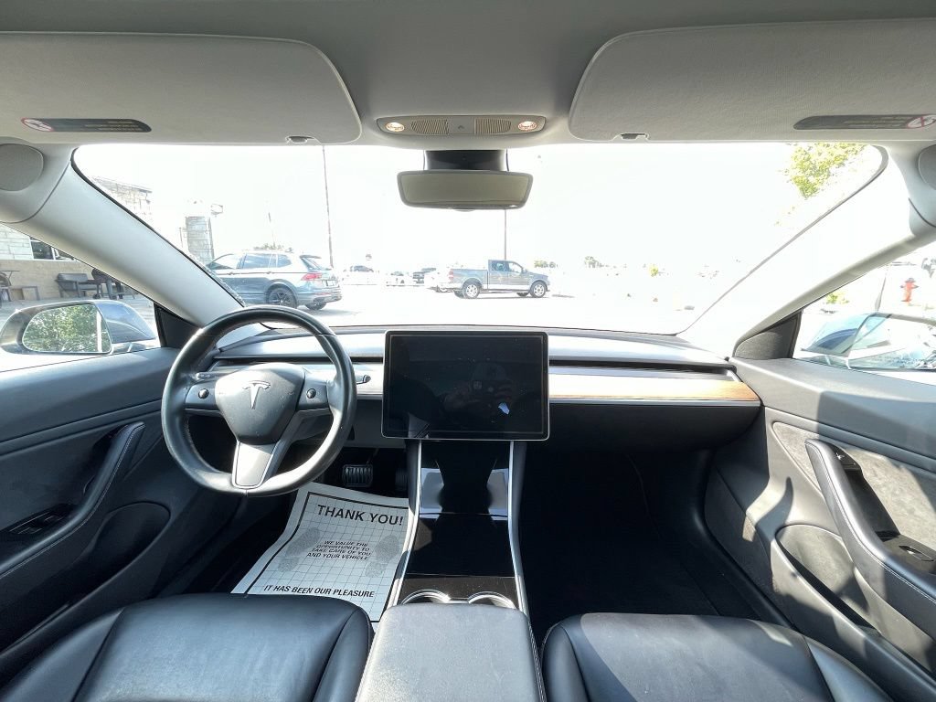 Used 2018 Tesla Model 3 Long Range RWD image 23