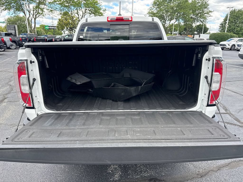 Used 2018 GMC Canyon SLT w/ Driver Alert Package AWD/4WD image 31
