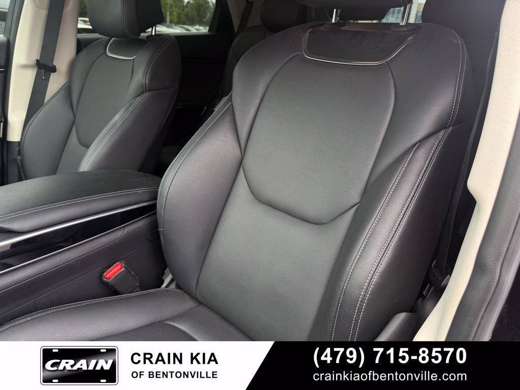 Used 2022 Genesis GV70 2.5T w/ Cargo Package AWD/4WD image 22