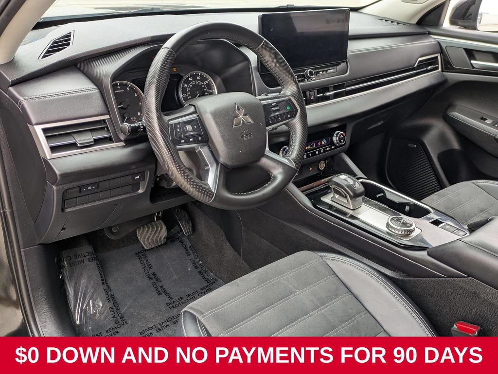 Used 2025 Mitsubishi Outlander SE AWD/4WD image 14