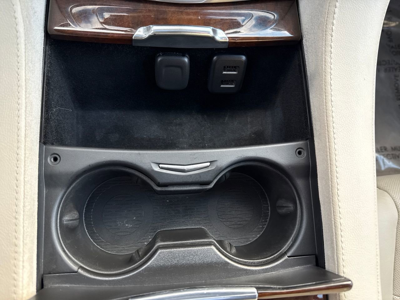 Used 2016 Cadillac Escalade Premium image 26