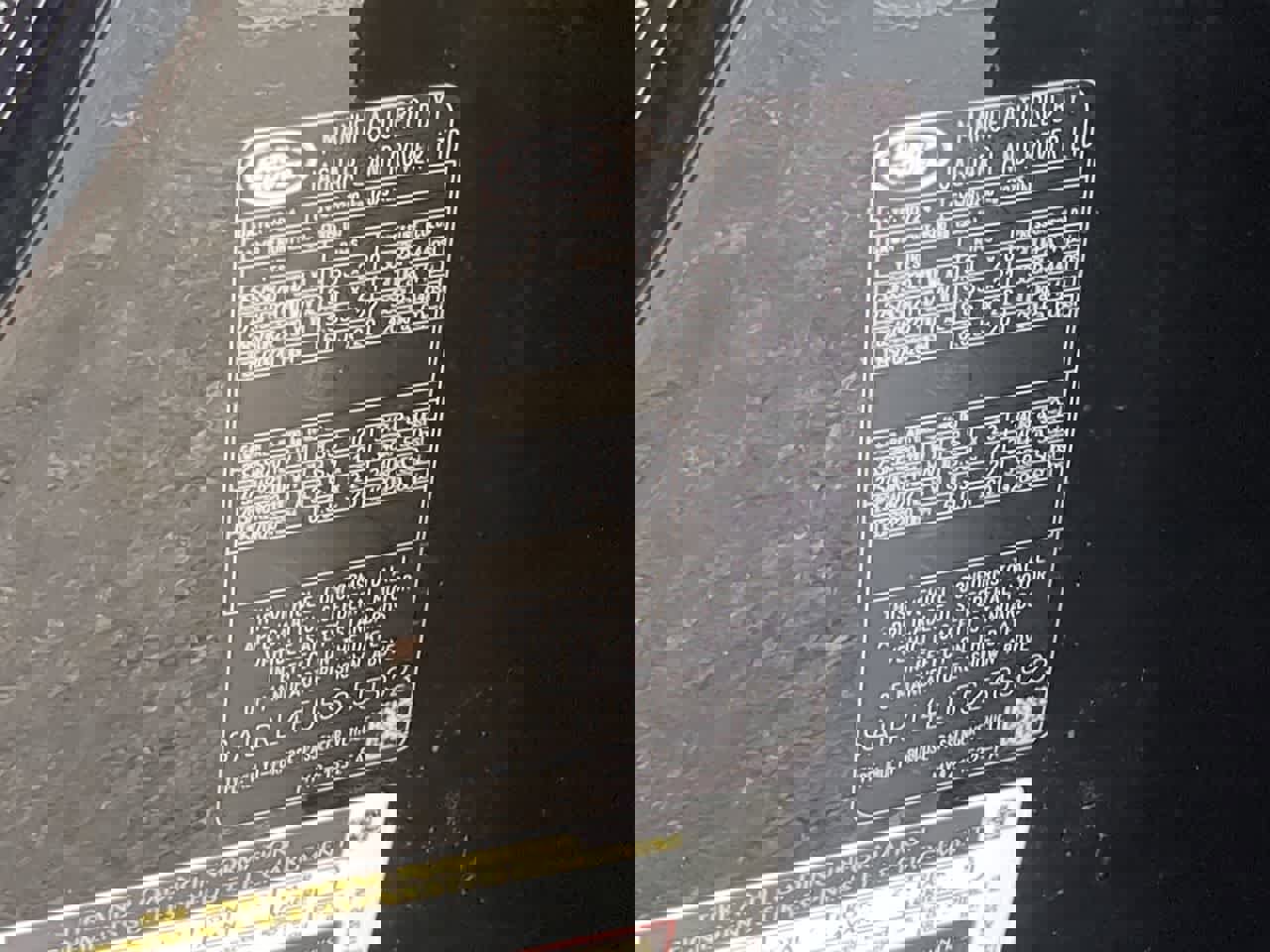 Used 2025 Land Rover Discovery Dynamic SE image 39