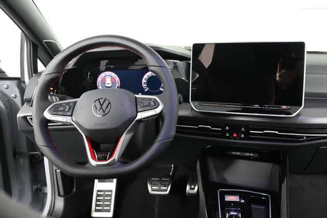 New 2026 Volkswagen Golf SE FWD image 3