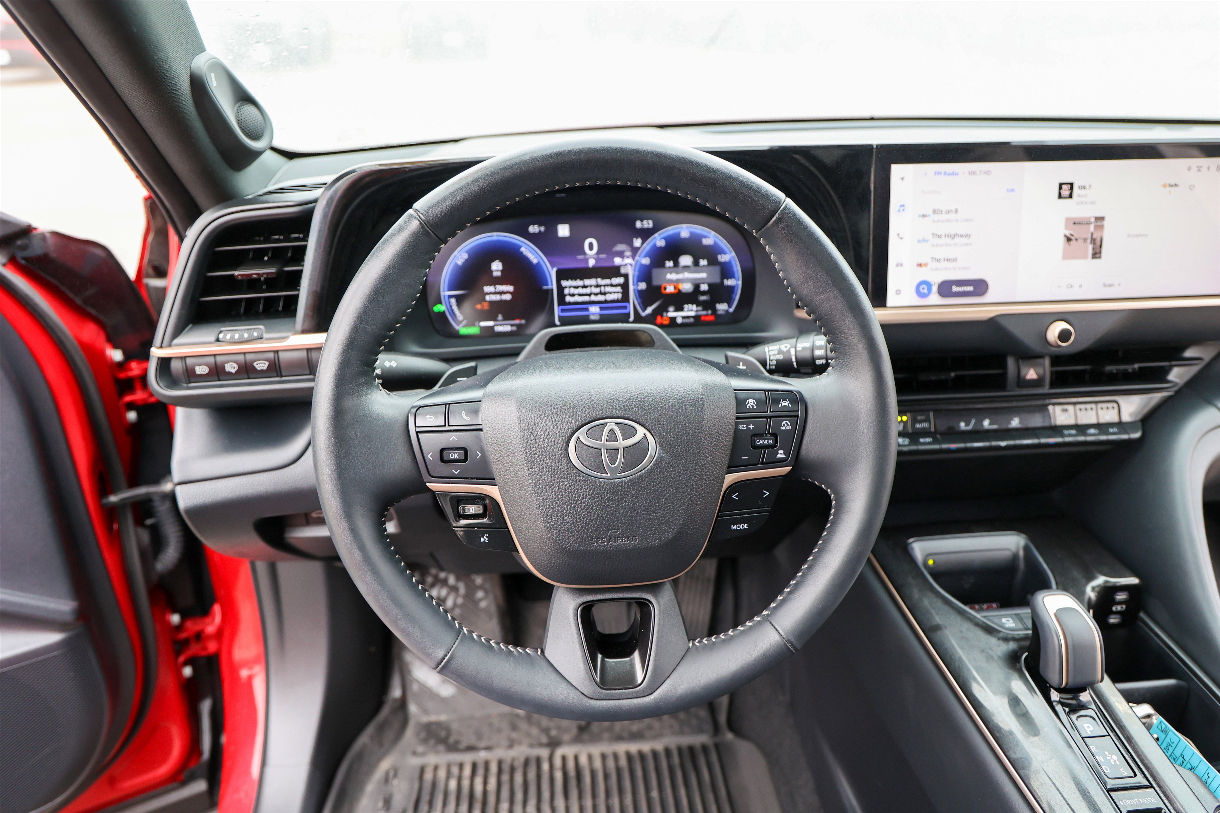 Certified 2025 Toyota Crown Signia w/ Advanced Technology Package image 39