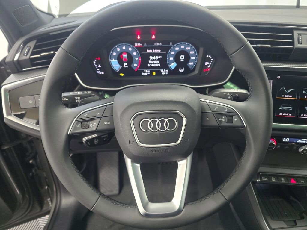 New 2025 Audi Q3 2.0T Premium image 14