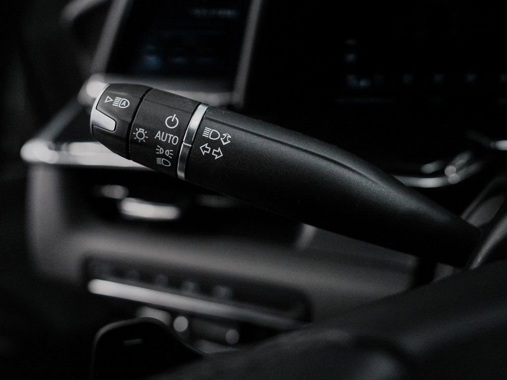 Used 2024 Cadillac Escalade Sport image 21