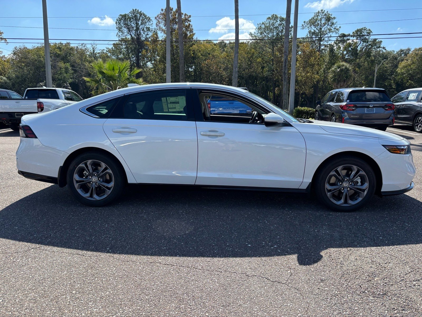 Certified 2025 Honda Accord EX-L image 6