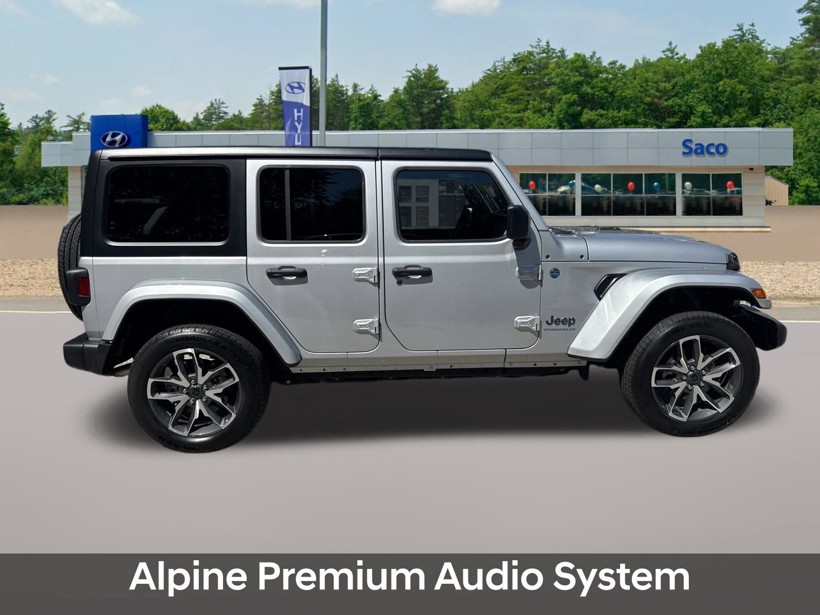 Used 2024 Jeep Wrangler Unlimited w/ Convenience Group image 6