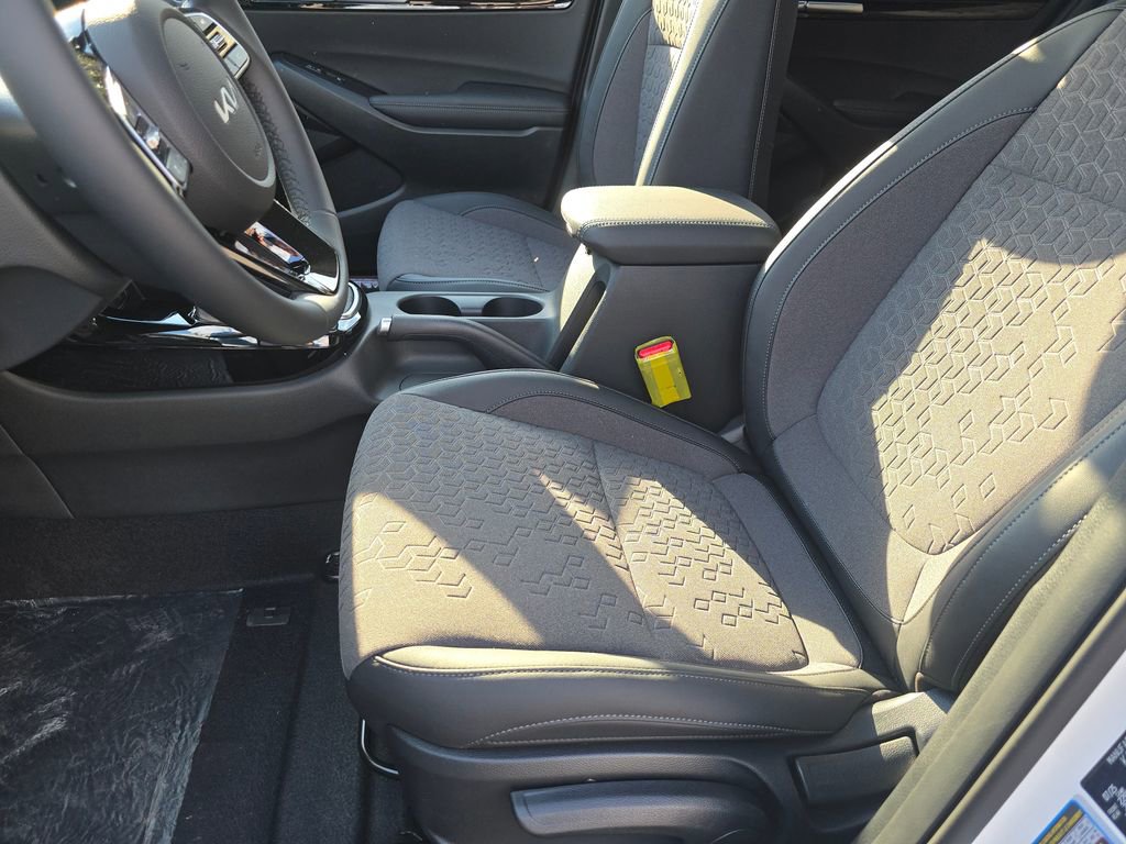 New 2026 Kia Seltos S image 18