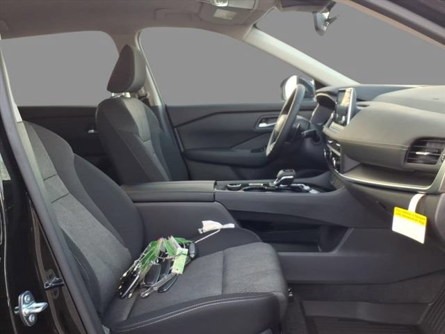 New 2026 Nissan Rogue SV w/ Cold Weather Package AWD/4WD image 13