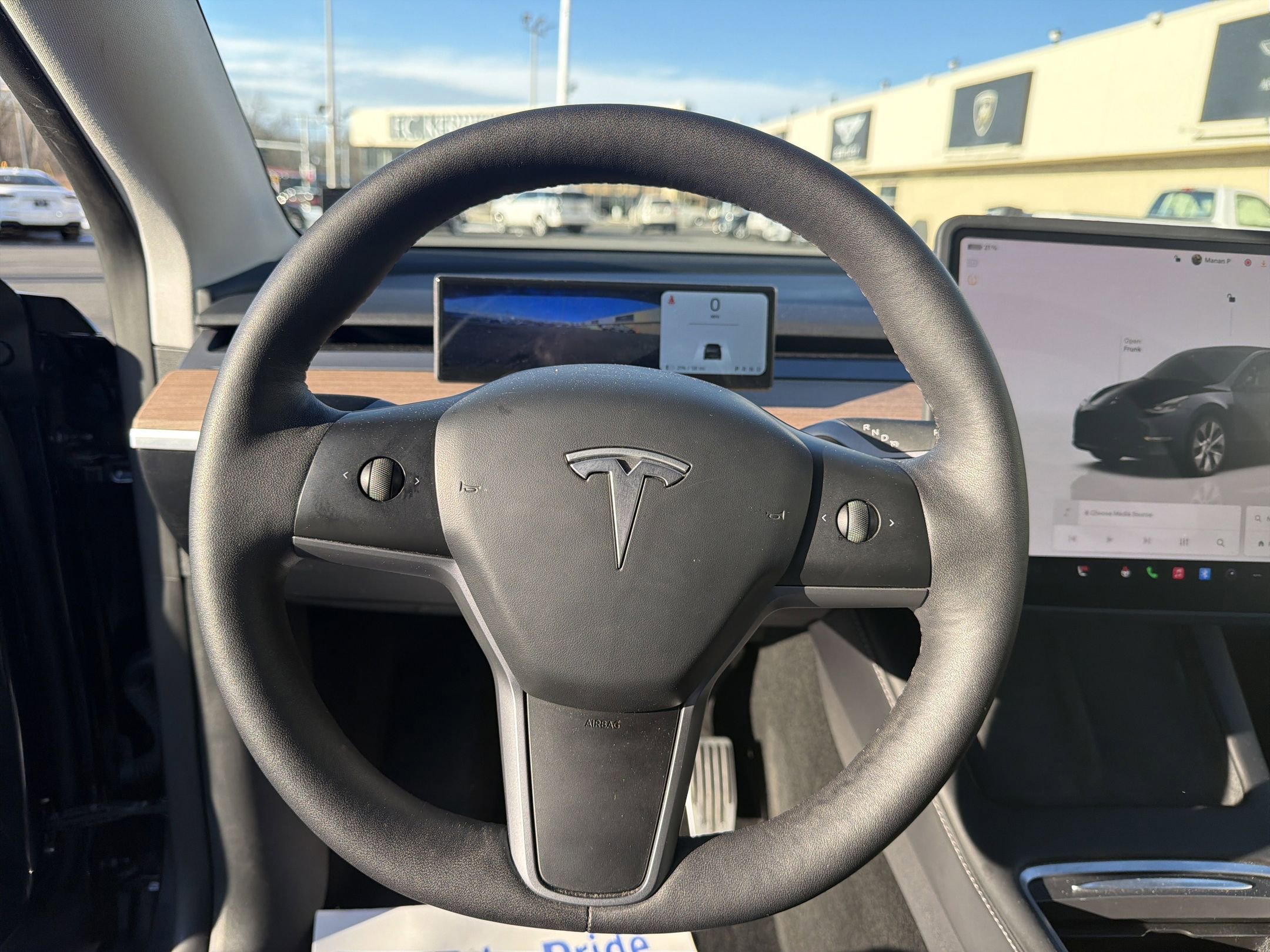 Used 2024 Tesla Model Y Long Range image 10
