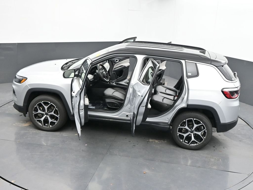Used 2025 Jeep Compass Limited AWD/4WD image 66