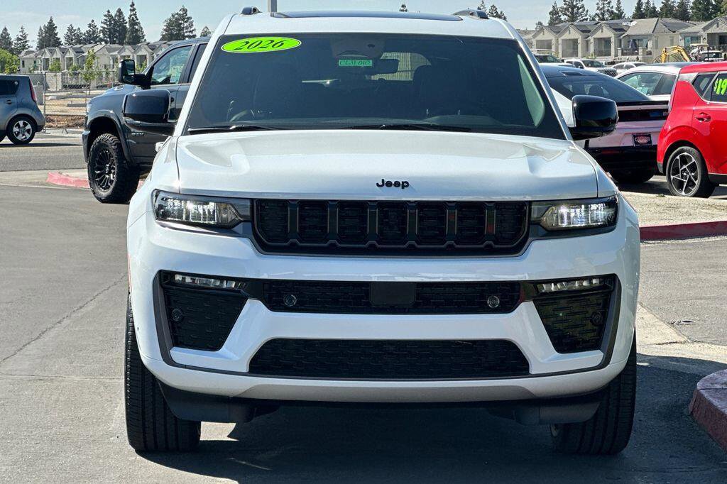 New 2026 Jeep Grand Cherokee L Limited AWD/4WD image 9