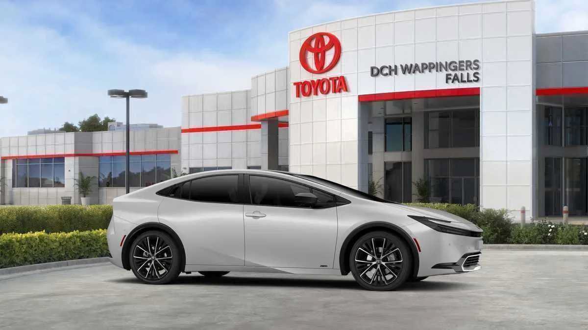 New 2026 Toyota Prius Limited AWD/4WD image 15