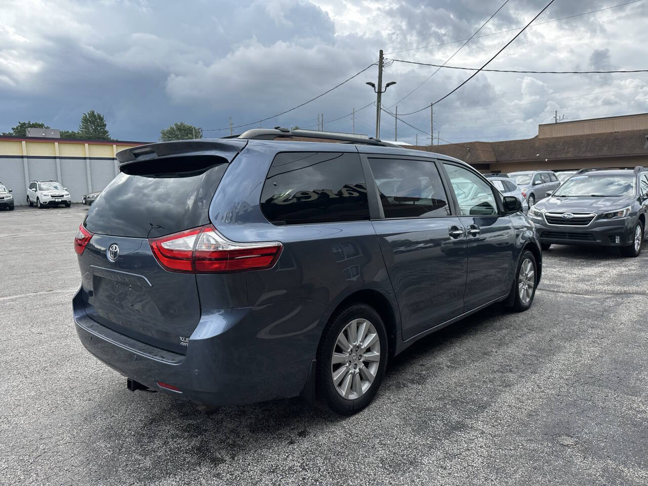 Used 2015 Toyota Sienna XLE Premium AWD/4WD image 12