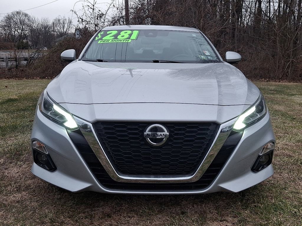 Used 2019 Nissan Altima 2.0 Platinum image 2