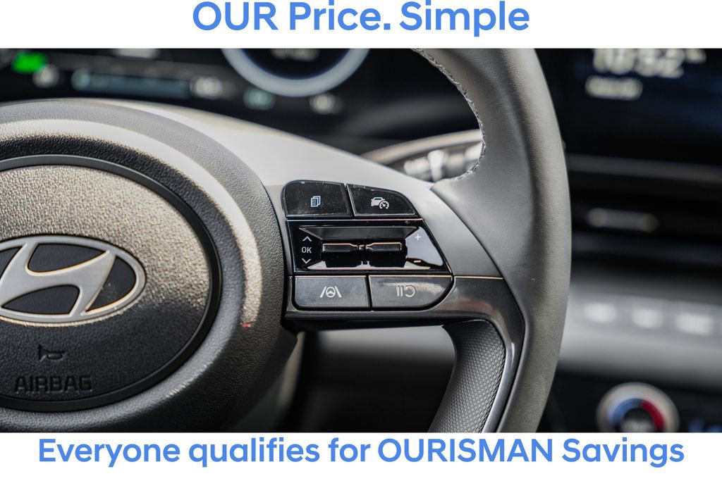 New 2025 Hyundai Elantra SEL image 24