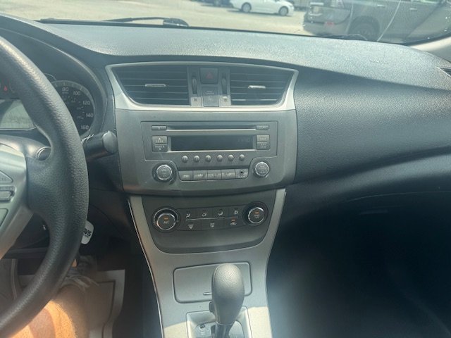 Used 2014 Nissan Sentra SV image 10