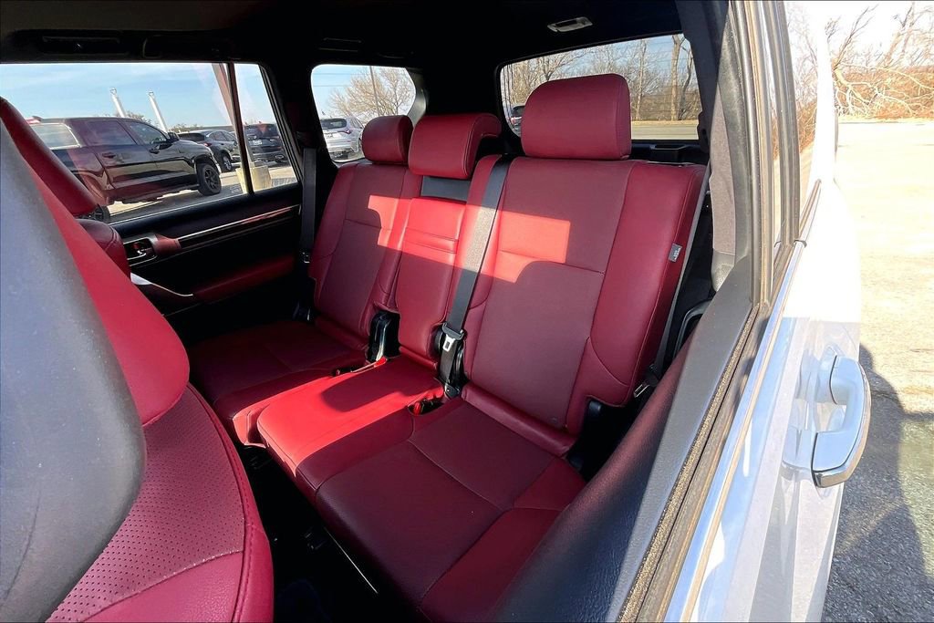 Used 2020 Lexus GX 460 Premium w/ Premium Package image 37