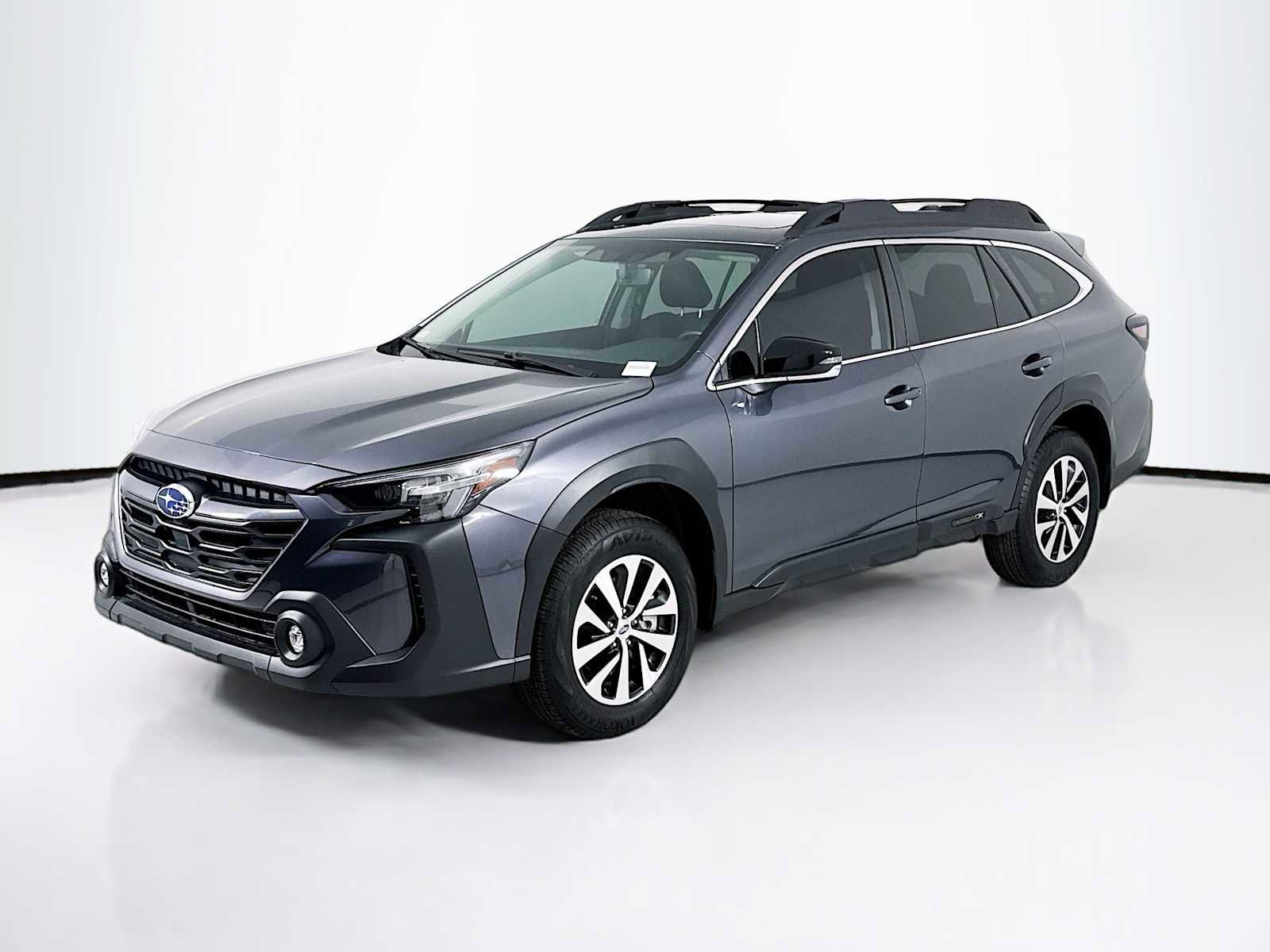 Used 2025 Subaru Outback Premium image 1
