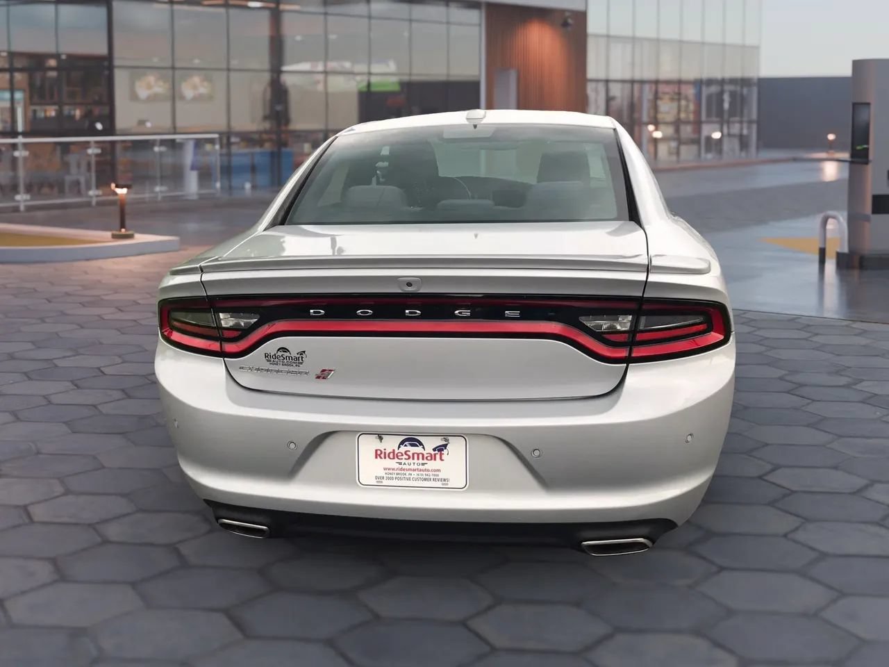 Used 2019 Dodge Charger SXT AWD/4WD image 10