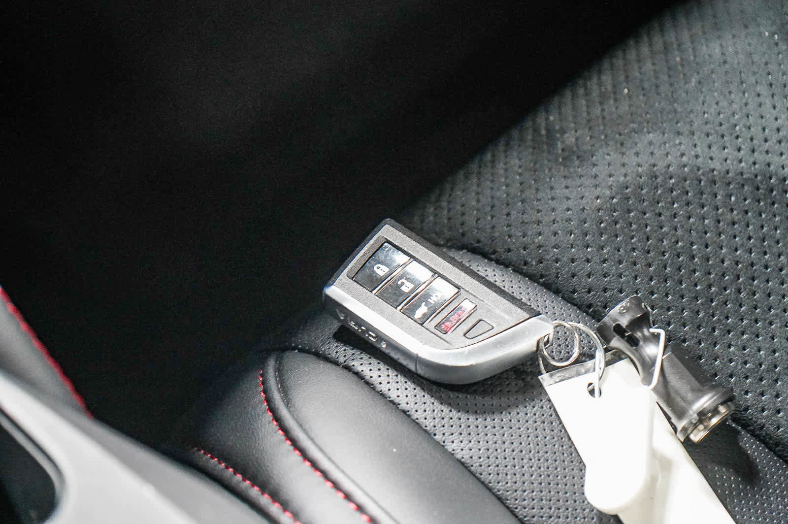 Used 2023 Acura MDX A-Spec image 31