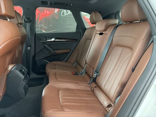 Used 2020 Audi Q5 2.0T Premium Plus w/ Premium Plus Package AWD/4WD image 12