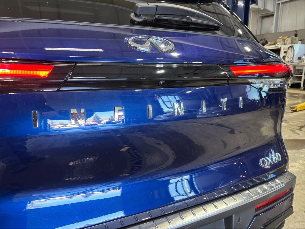 Used 2023 INFINITI QX60 Luxe w/ Cargo Package image 15