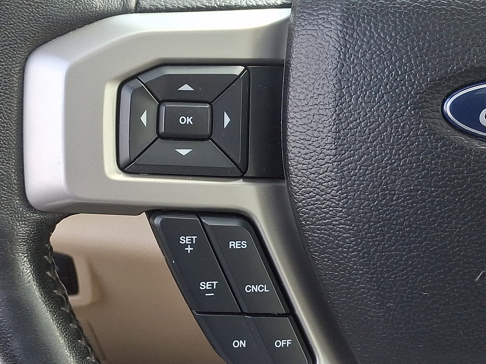 Used 2017 Ford F150 Lariat w/ Equipment Group 502A Luxury AWD/4WD image 22