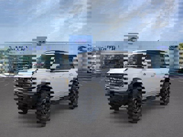 New 2024 Ford Bronco Outer Banks w/ Sasquatch Package