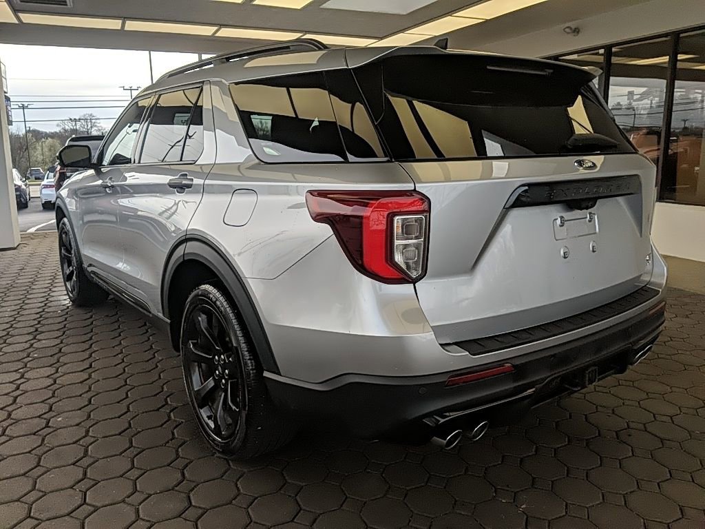 Certified 2022 Ford Explorer ST w/ Equipment Group 401A AWD/4WD image 9