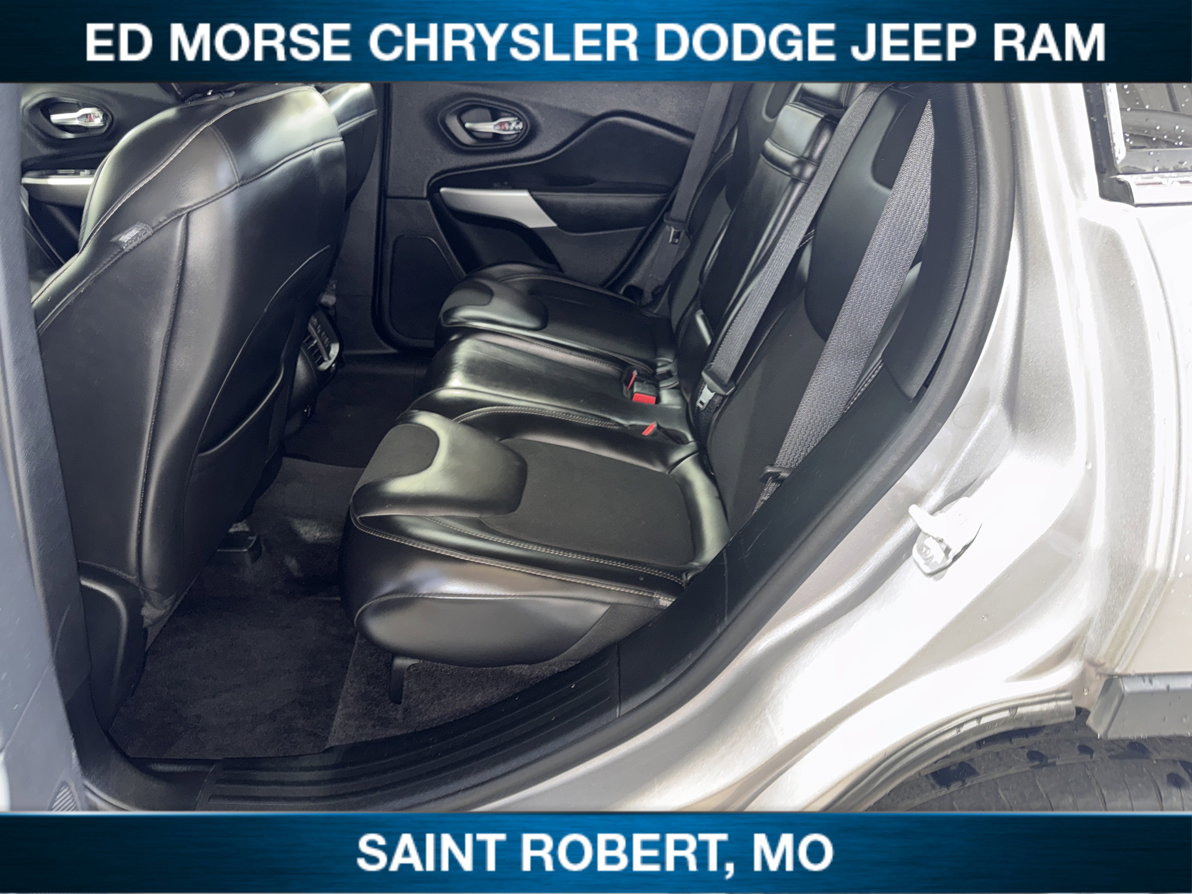 Used 2018 Jeep Cherokee Latitude Plus image 25