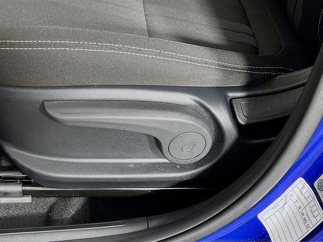 Used 2025 Hyundai Venue SEL FWD image 11
