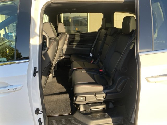 New 2026 Honda Odyssey Sport-L image 11