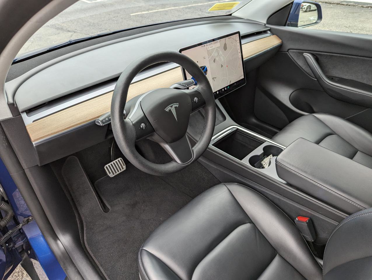 Used 2021 Tesla Model Y Long Range image 13