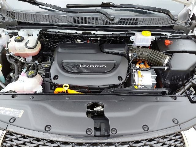 Used 2022 Chrysler Pacifica Touring-L image 38