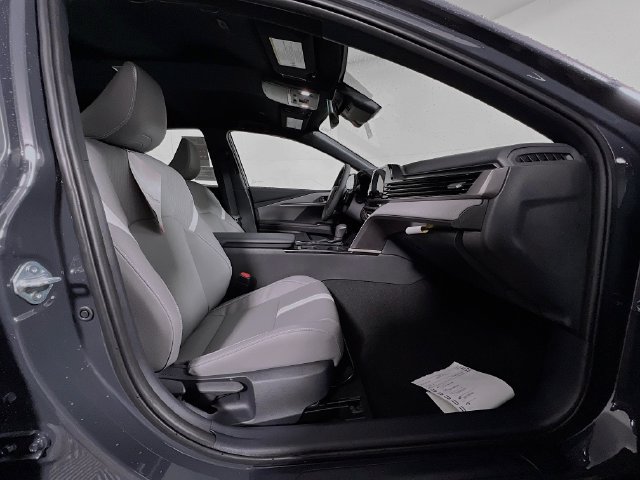 New 2025 Toyota Camry SE FWD image 28