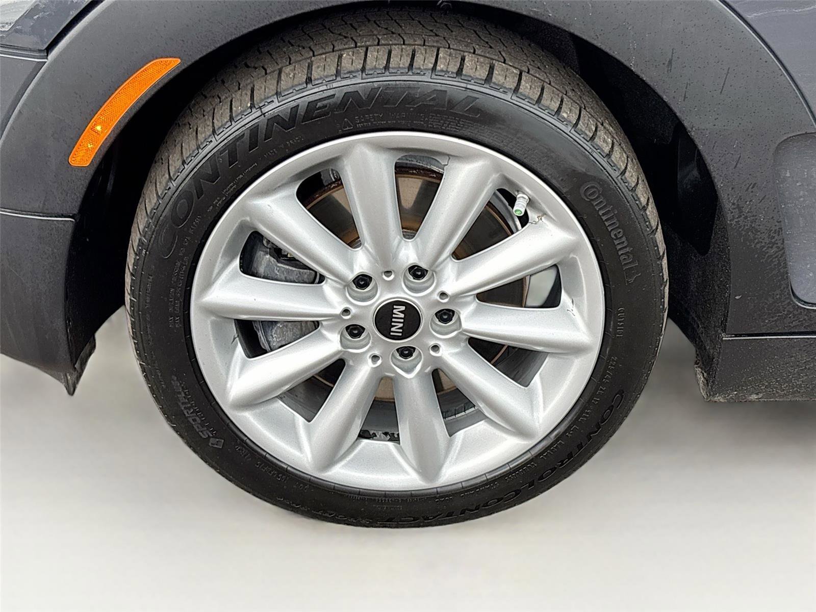 Used 2017 MINI Cooper Clubman S image 30