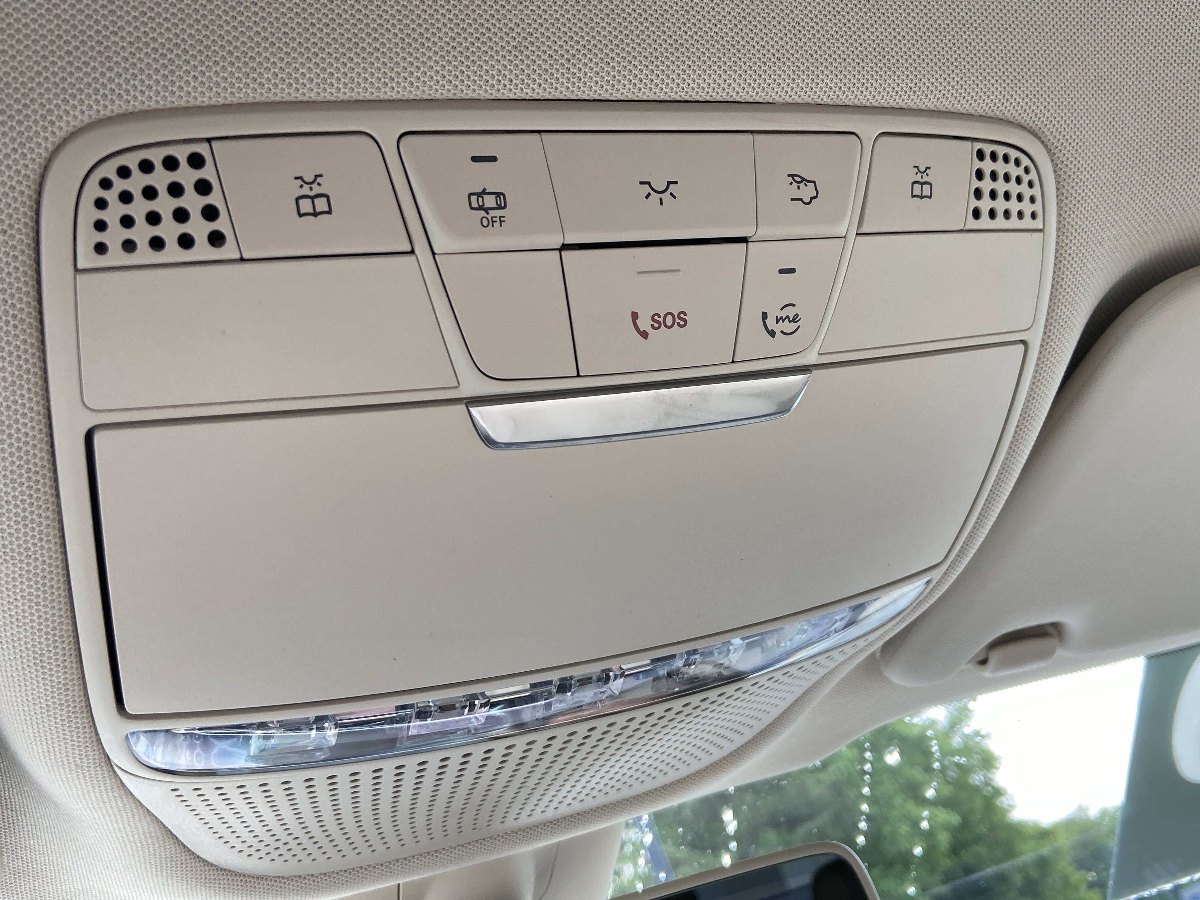 Used 2020 Mercedes-Benz GLC 300 4MATIC image 37