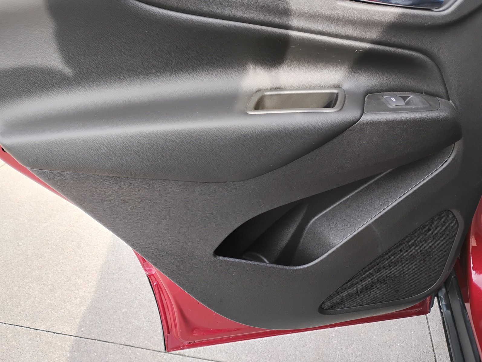 Used 2018 Chevrolet Equinox LT image 15