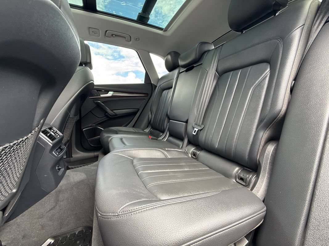 Used 2018 Audi Q5 2.0T Premium Plus w/ Premium Plus Package AWD/4WD image 17