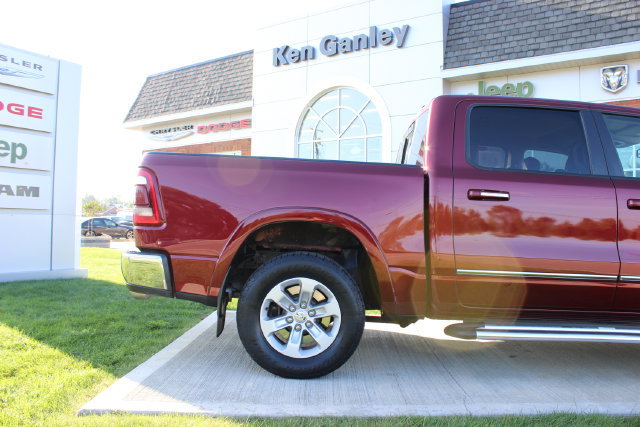 Used 2019 RAM 1500 Laramie AWD/4WD image 40