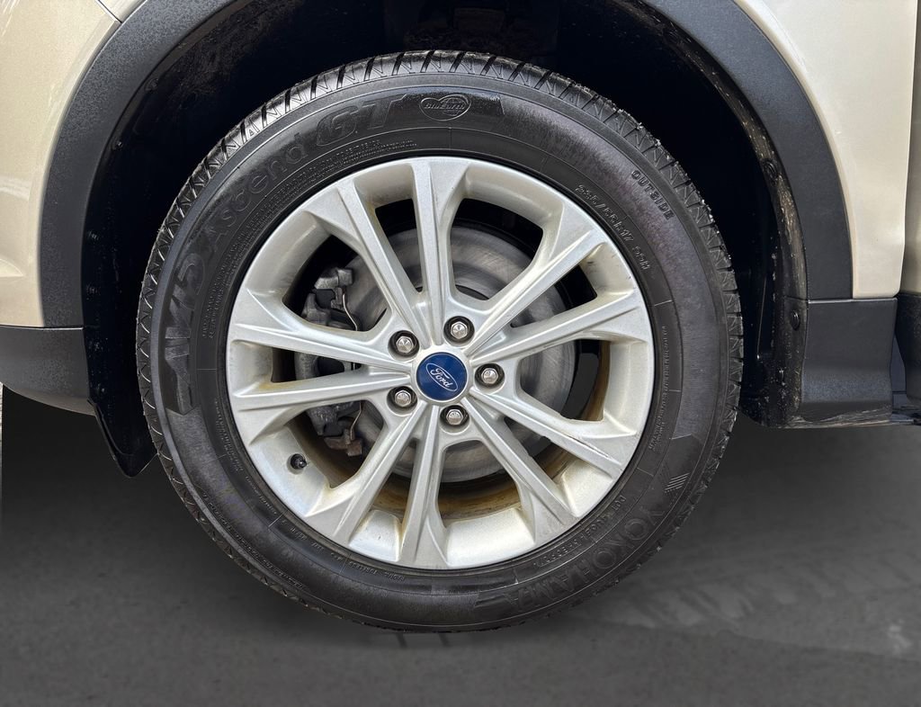 Used 2018 Ford Escape SE image 12