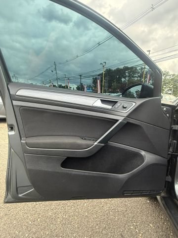 Used 2019 Volkswagen Golf SE FWD image 13